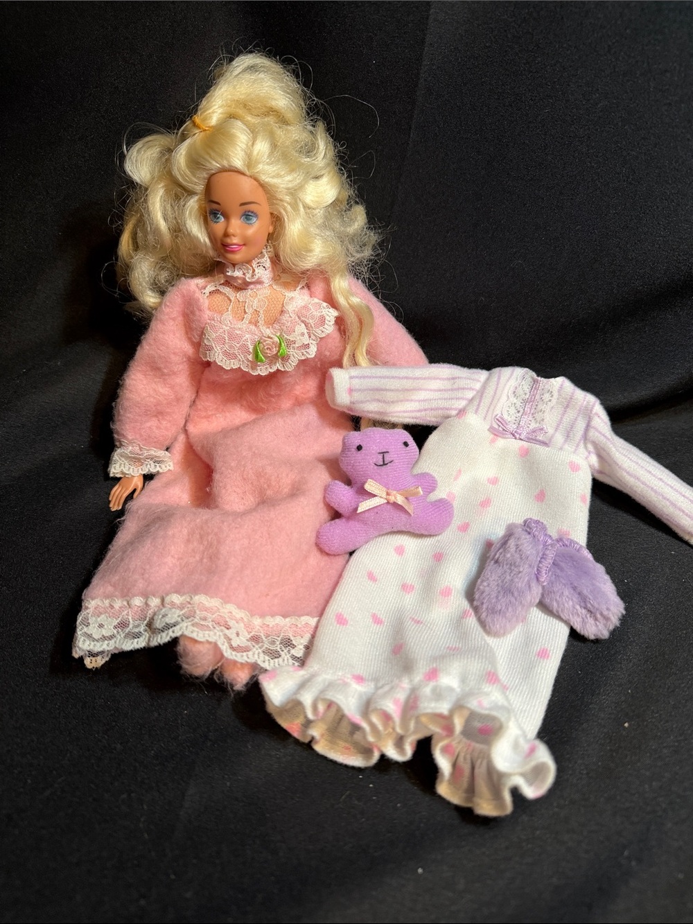 VTG Bedtime Barbie 1993 Soft Body Blonde Hair Pink Nightgown 12" Doll & Extras